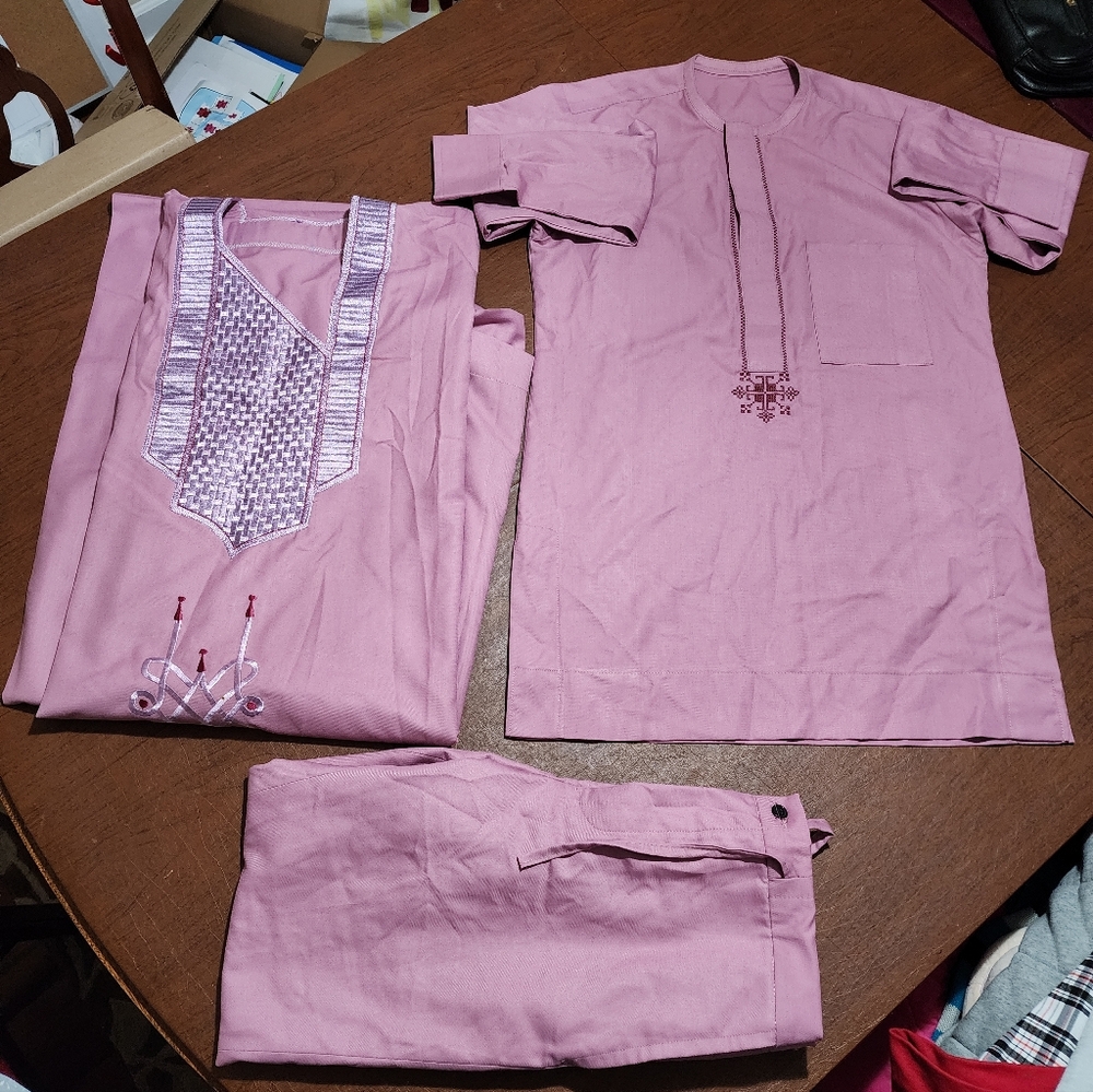 NWOT ... Mauve Traditional Wear Embroidered Full 3-Piece Kurtas Outfit